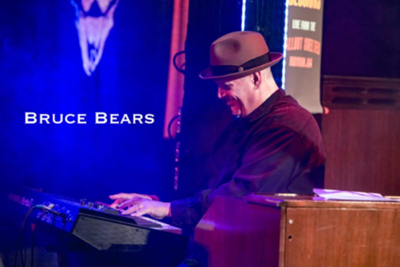 0065_Bach-800x535.jpg